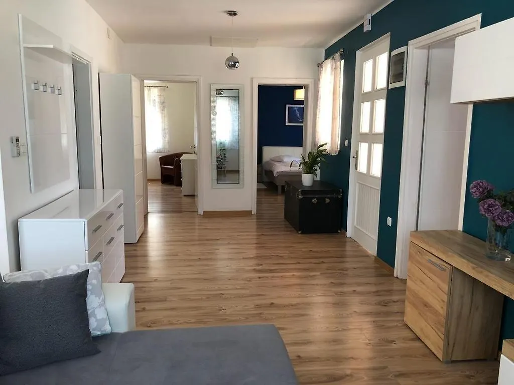 Holiday House In Zadar With Balcony, Air Conditioning, W-Lan, Washing Machine Holiday home